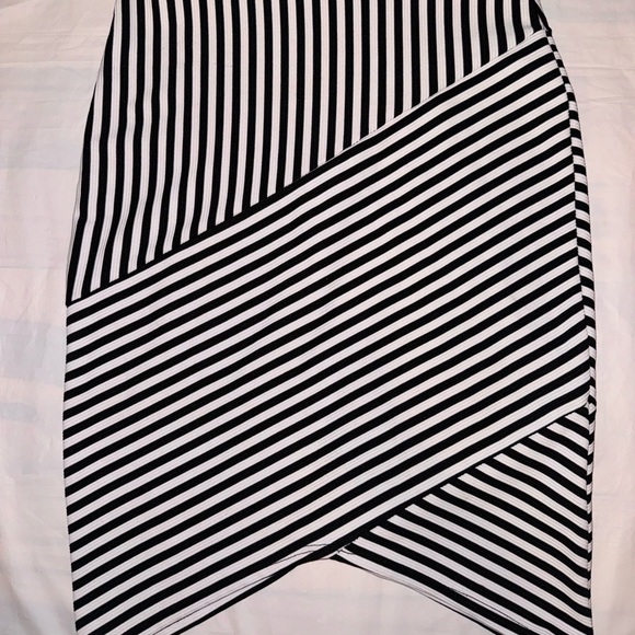 Charlotte Russe | Y2K Striped Black and White Mini Dress - Picture 3 of 4